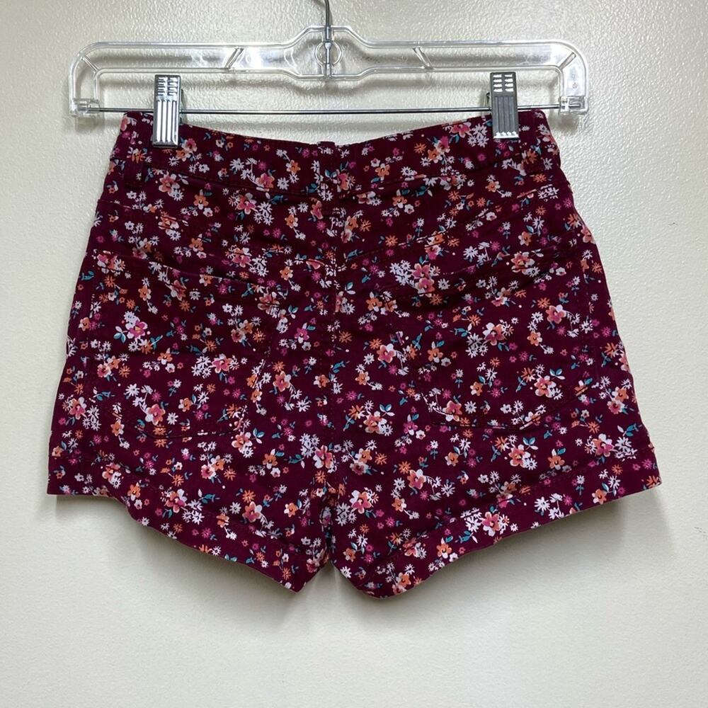 SO Maroon Floral Print Chino Shortie Shorts Juniors Size 3 Pockets Super Cute
